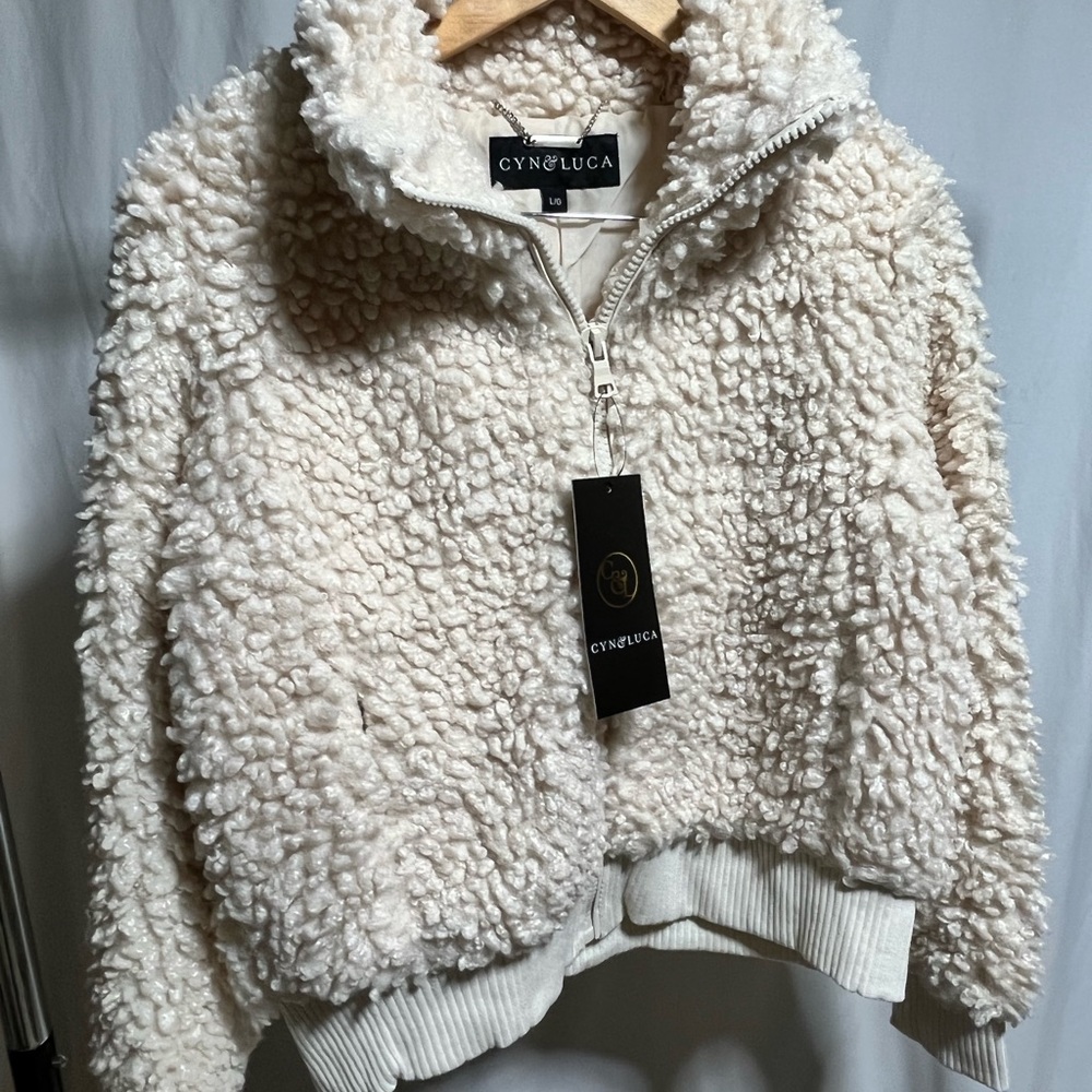 NWT Cyn & Luca Faux Sherpa Bomber Jacket Women’s L Large Ivory White Super Soft.